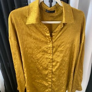 Crackle print button-down top